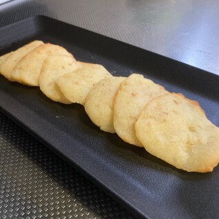 新じゃがのしっとりもちもち胡麻チーズクッキー♪